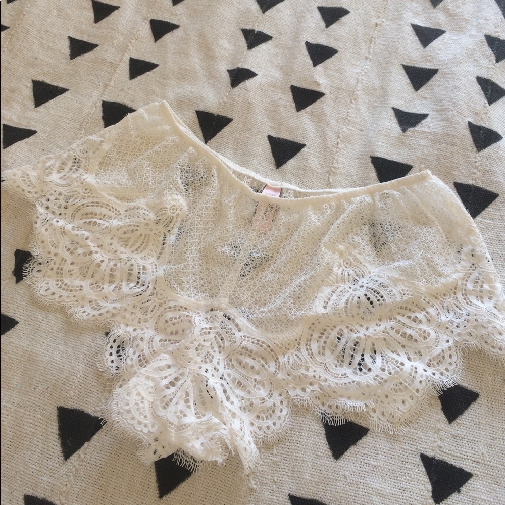 Victoria's Secret lace white shorts